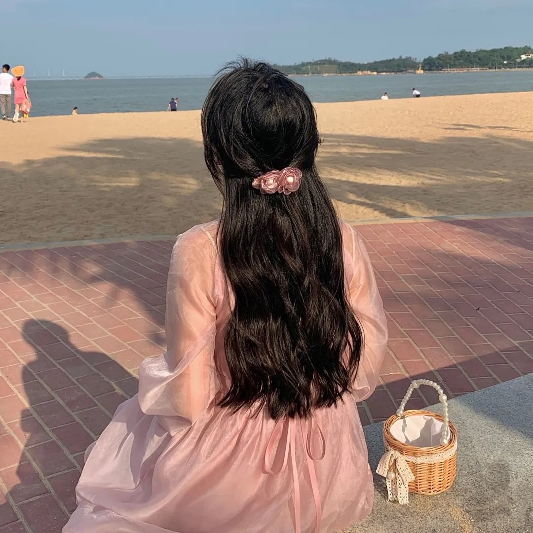 巨头 海报